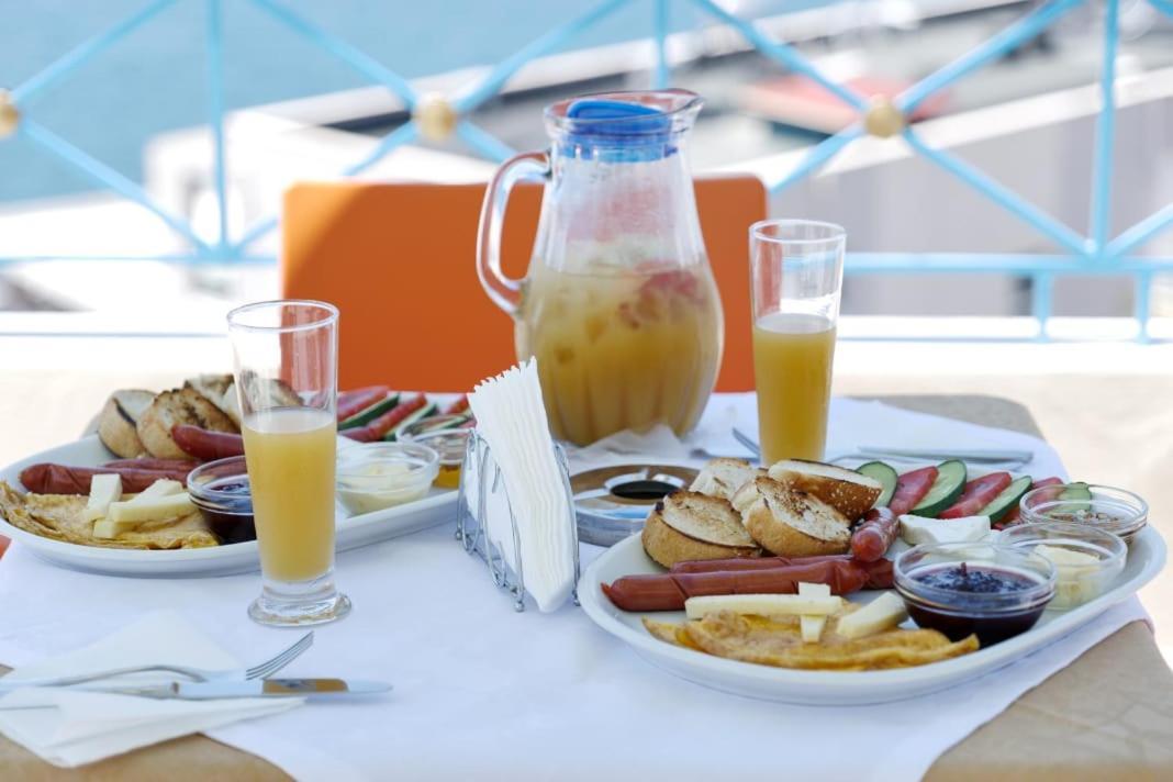 Blue Heaven Hotel Sarande Luaran gambar