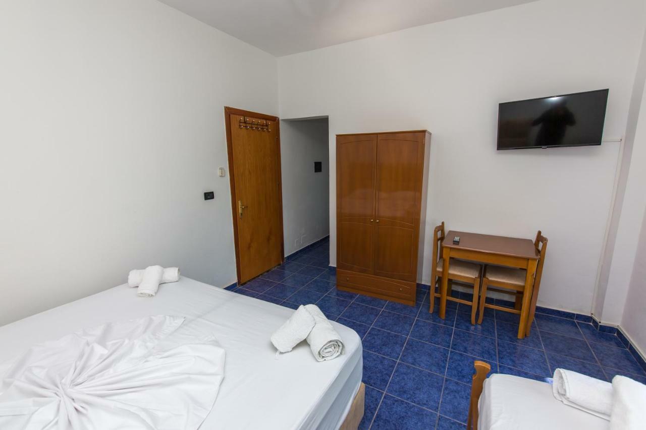Blue Heaven Hotel Sarande Luaran gambar