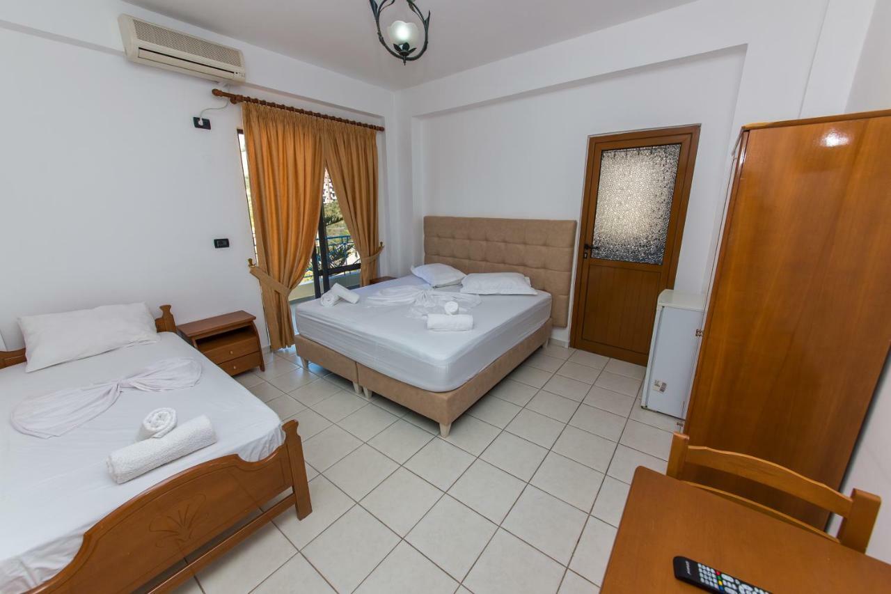 Blue Heaven Hotel Sarande Luaran gambar