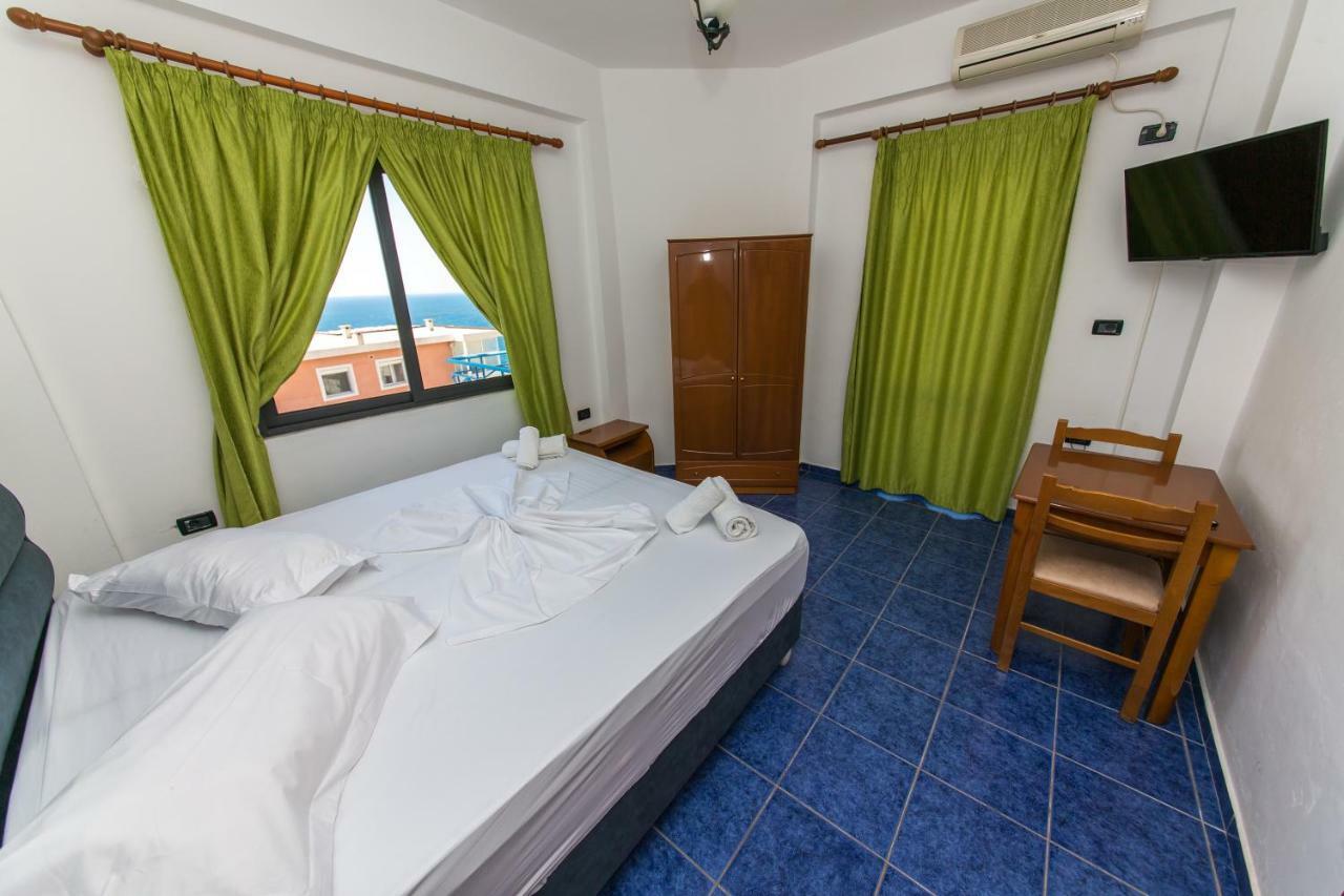 Blue Heaven Hotel Sarande Luaran gambar
